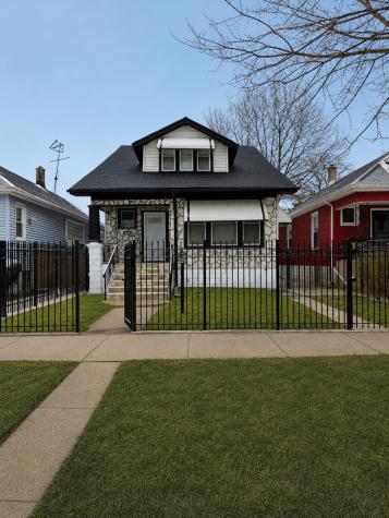 12019 South Perry Avenue Chicago IL 60628