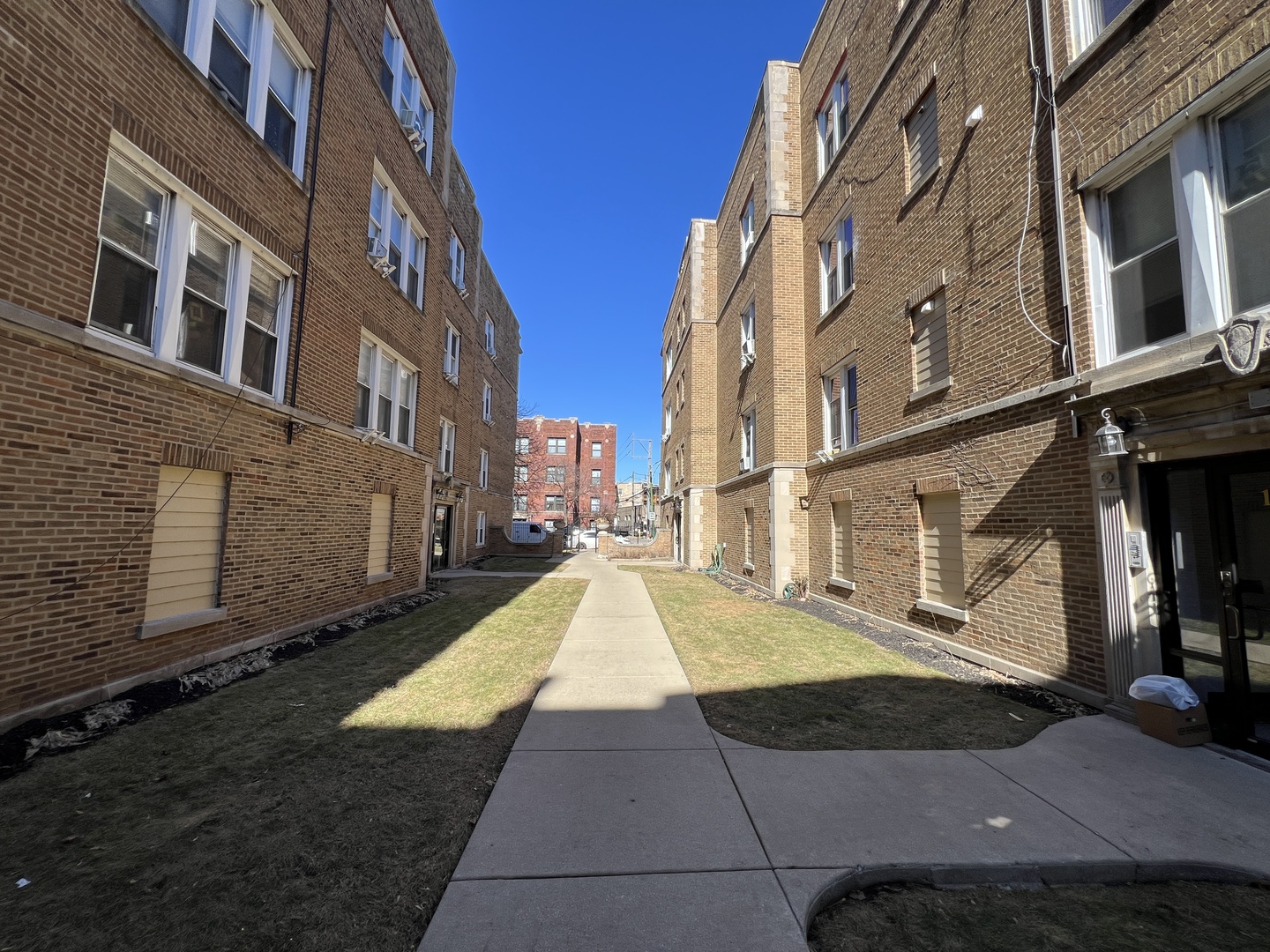 1705 West Albion Avenue Chicago IL 60626