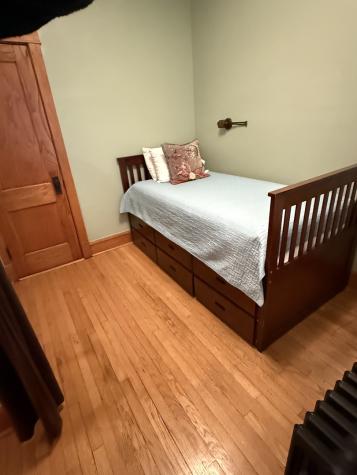 2134 North Damen Avenue Chicago IL 60647