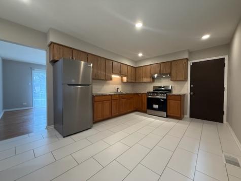 5849 South Francisco Avenue Chicago IL 60629