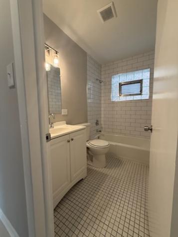 5849 South Francisco Avenue Chicago IL 60629
