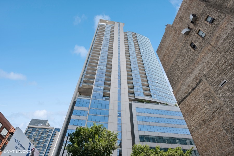 303 West Ohio Street Chicago IL 60610