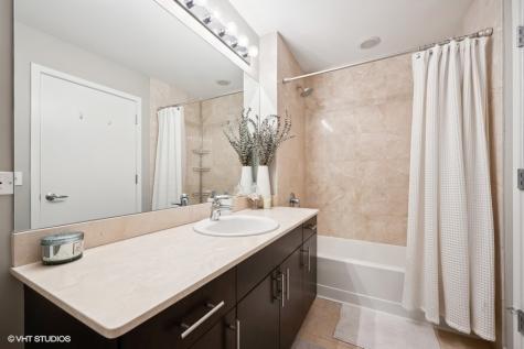 303 West Ohio Street Chicago IL 60610
