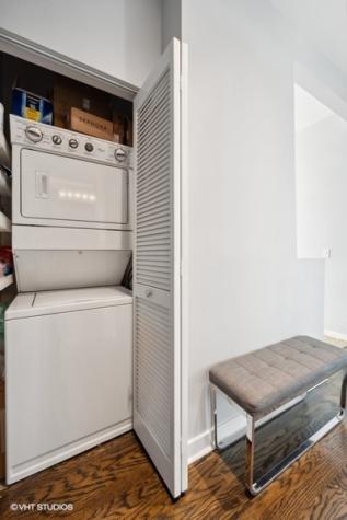 303 West Ohio Street Chicago IL 60610
