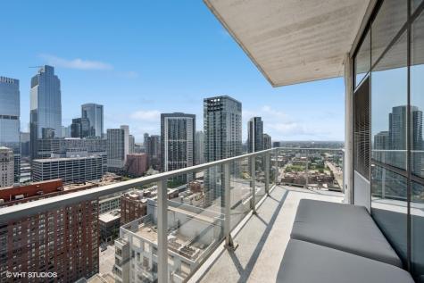 303 West Ohio Street Chicago IL 60610