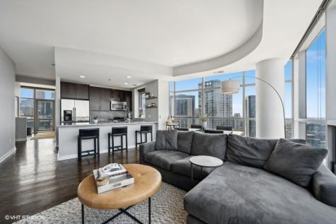 303 West Ohio Street Chicago IL 60610
