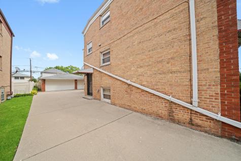 8819 North Wisner Street Niles IL 60714