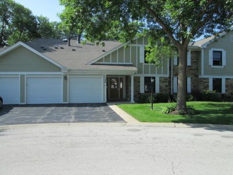 1106 Wildberry Court Wheeling IL 60090