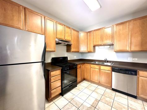 5439 North Broadway Street Chicago IL 60640