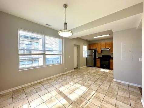 5439 North Broadway Street Chicago IL 60640