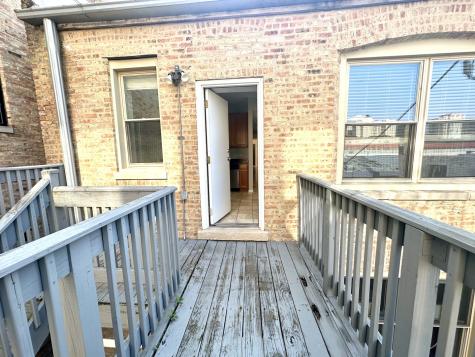 5439 North Broadway Street Chicago IL 60640