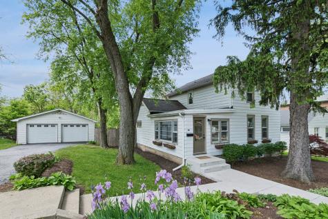 634 East 5th Avenue Naperville IL 60563
