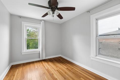 634 East 5th Avenue Naperville IL 60563