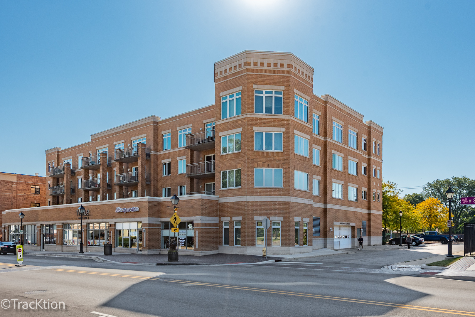 1 South Lincoln Avenue Lombard IL 60148