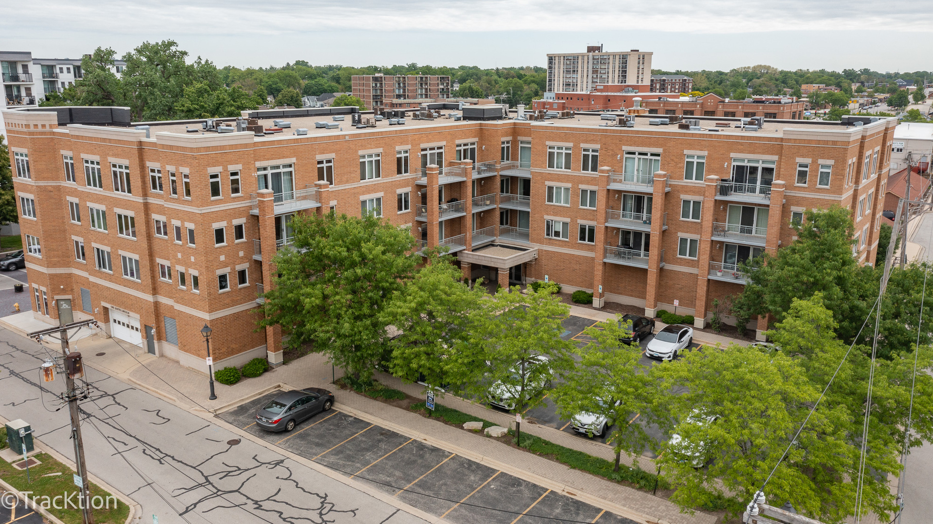 1 South Lincoln Avenue Lombard IL 60148