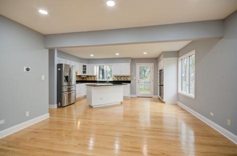 1104 Samstag Court Naperville IL 60563