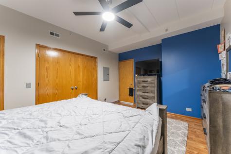 2805 North 75th Court Elmwood Park IL 60707