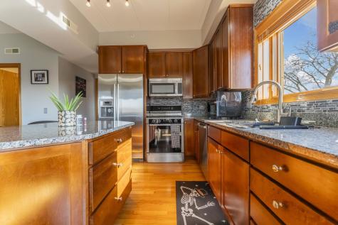 2805 North 75th Court Elmwood Park IL 60707