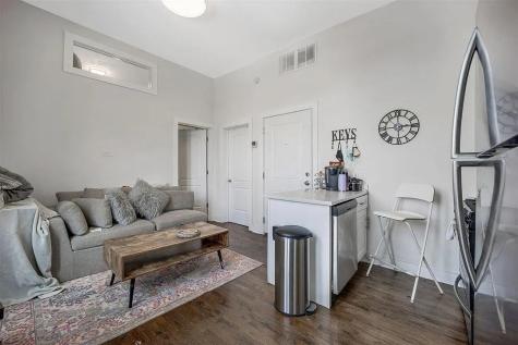 2362 North Clybourn Avenue Chicago IL 60614