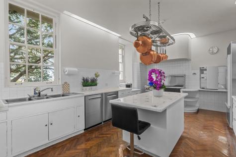 255 North Green Bay Road Lake Forest IL 60045
