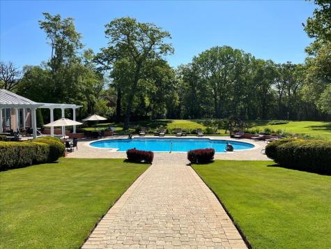 255 North Green Bay Road Lake Forest IL 60045