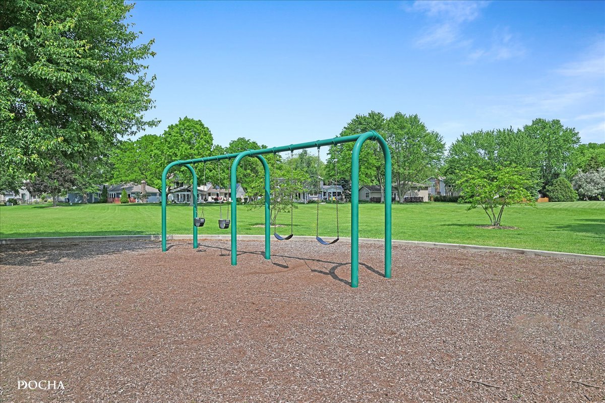 1012 Bainbridge Drive Naperville IL 60563
