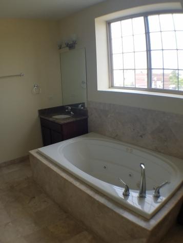3152 West Devon Avenue Chicago IL 60659