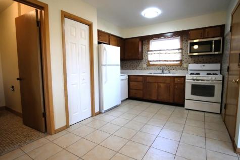 8418 West Oak Avenue Niles IL 60714