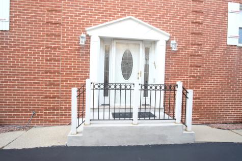 8418 West Oak Avenue Niles IL 60714