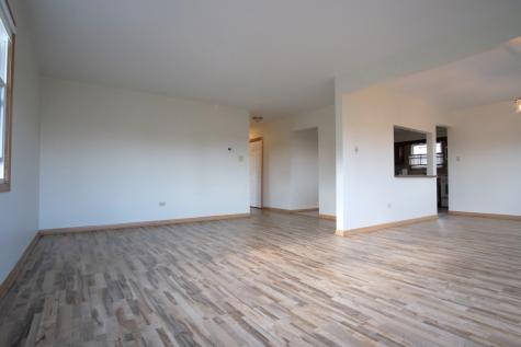8418 West Oak Avenue Niles IL 60714