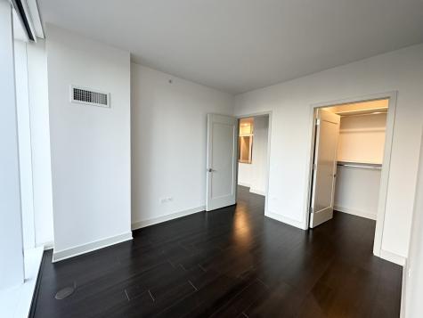 313 West Wolf Point Plaza Chicago IL 60654
