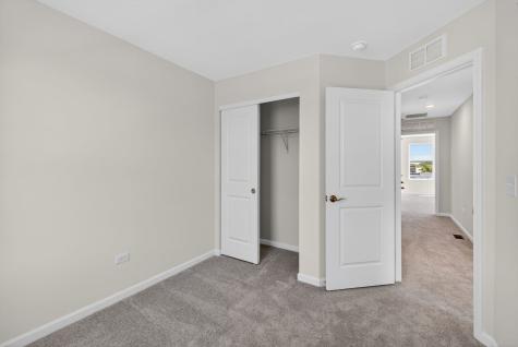 2635 Lohan Way Hoffman Estates IL 60192