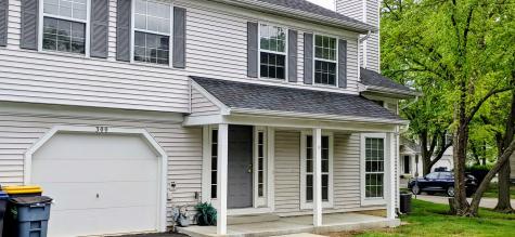 300 Teak Lane Streamwood IL 60107