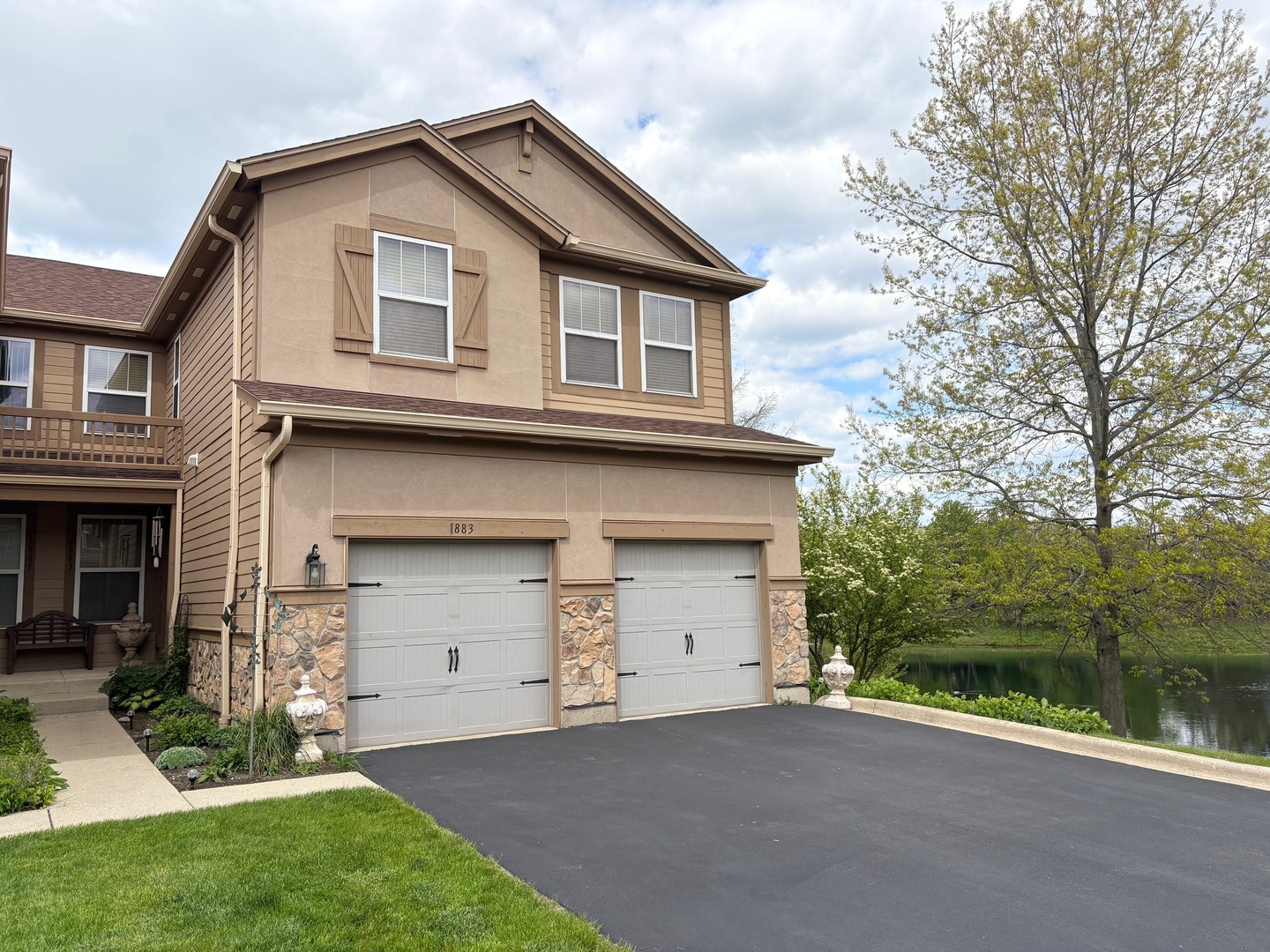 1883 Crenshaw Circle Vernon Hills IL 60061