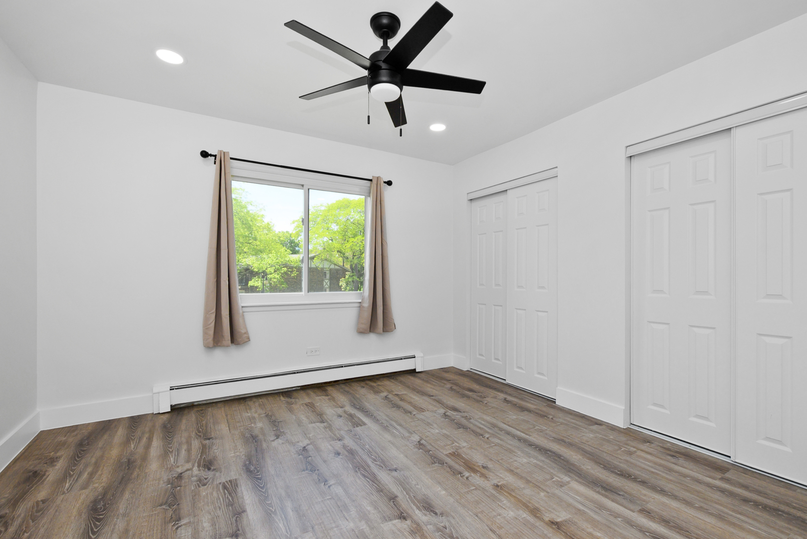 16W540 Lake Drive Willowbrook IL 60527