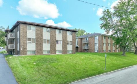 4860 Creekview Road Rockford IL 61108
