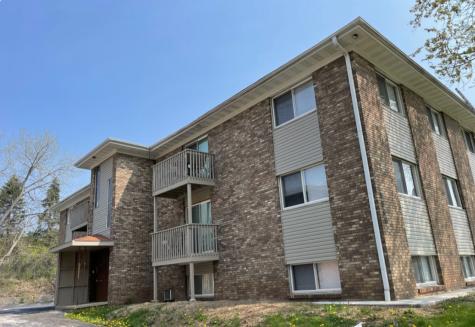 4860 Creekview Road Rockford IL 61108
