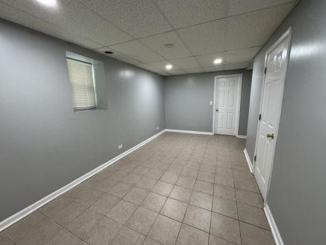 5146 West Dakin Street Chicago IL 60641