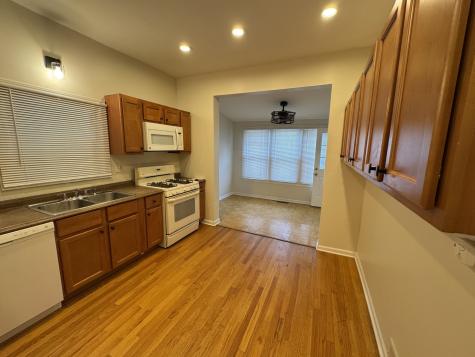 5146 West Dakin Street Chicago IL 60641