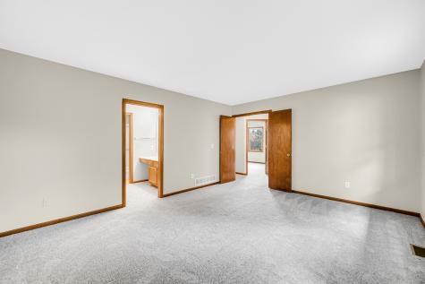 2420 Harbor Court Aurora IL 60504