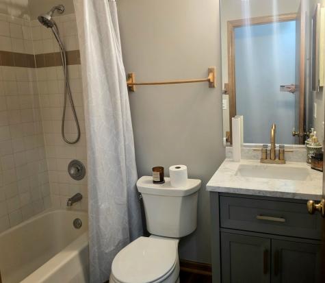 2420 Harbor Court Aurora IL 60504