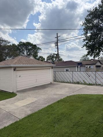 3725 West 80th Street Chicago IL 60652