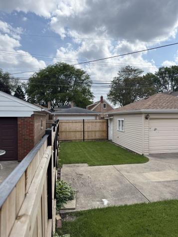 3725 West 80th Street Chicago IL 60652