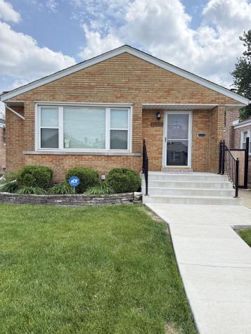 3725 West 80th Street Chicago IL 60652