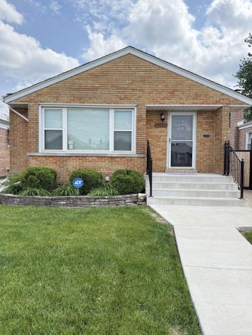 3725 West 80th Street Chicago IL 60652