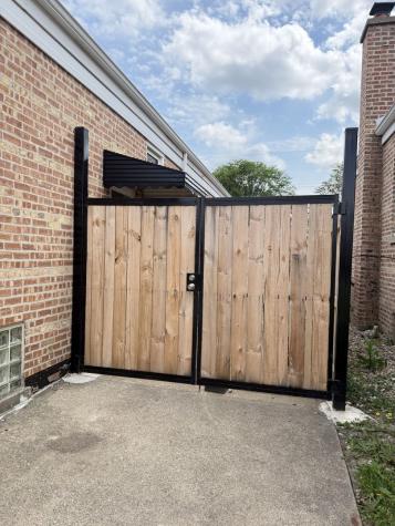 3725 West 80th Street Chicago IL 60652