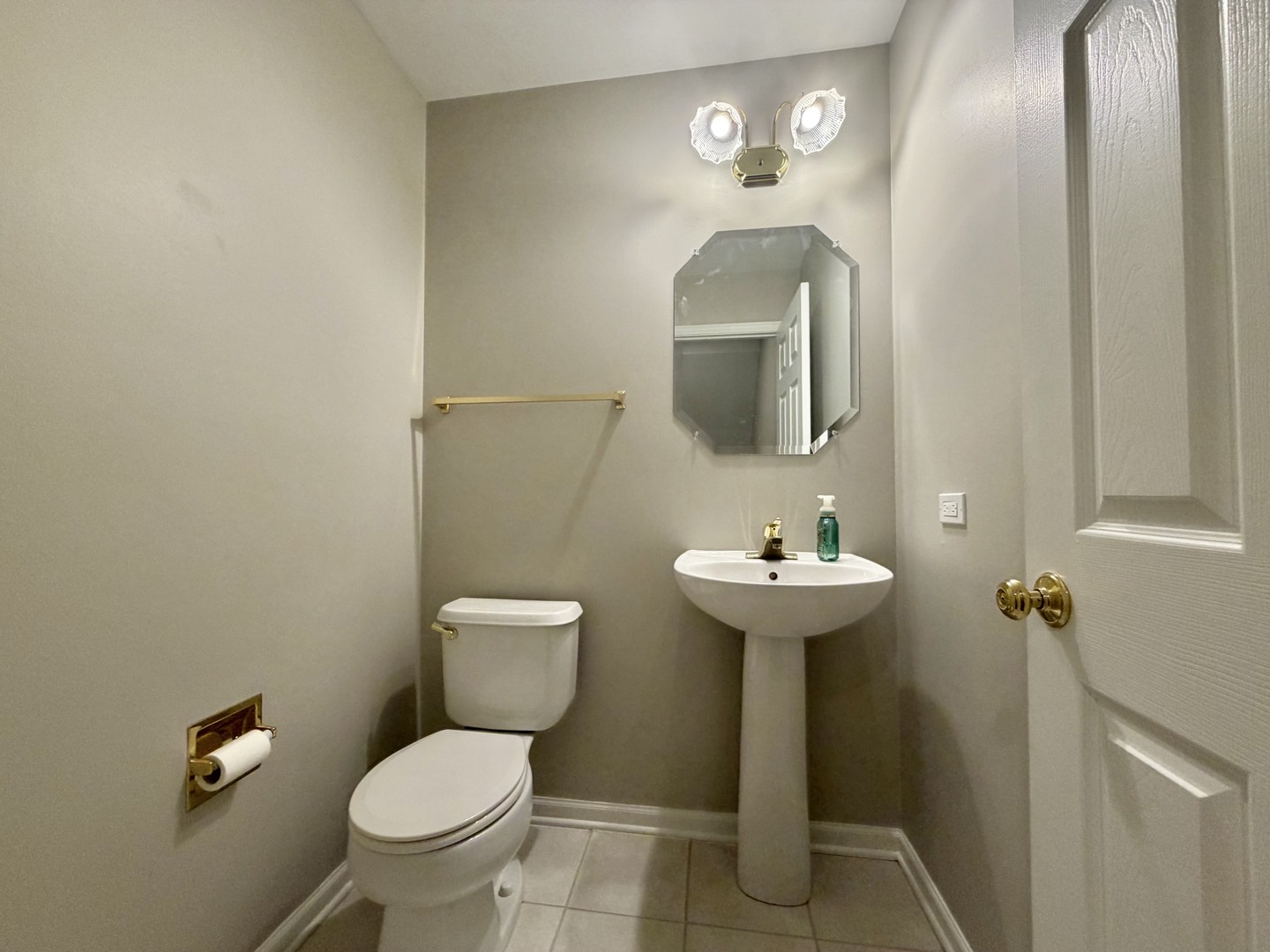 11S457 Rachael Court Willowbrook IL 60527
