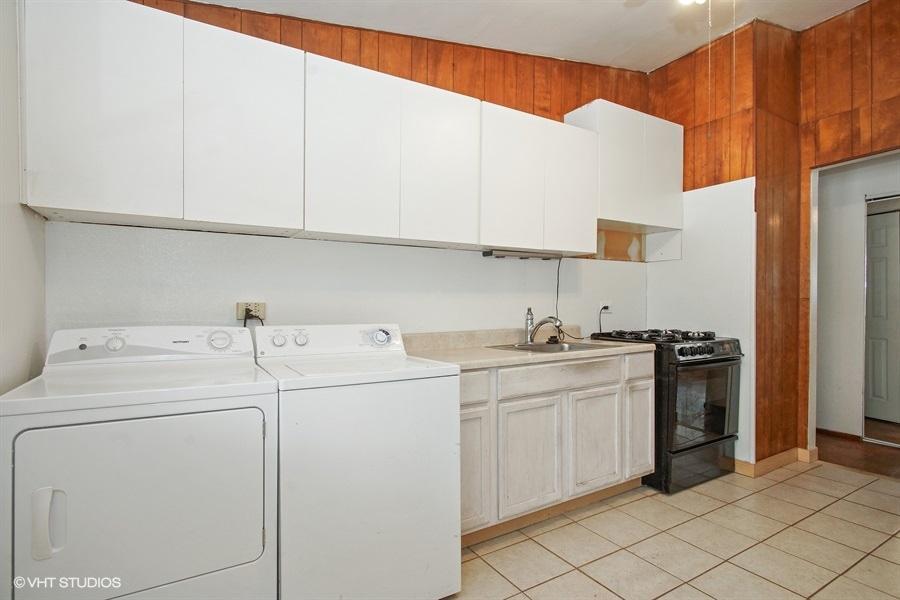 2205 Fulle Street Rolling Meadows IL 60008