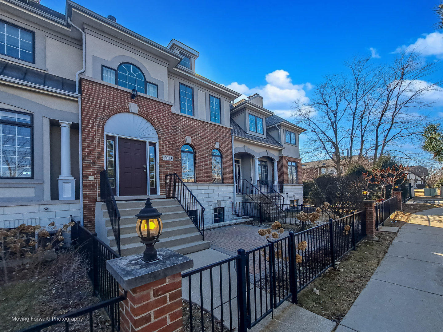 2023 Alta Vista Court Naperville IL 60563