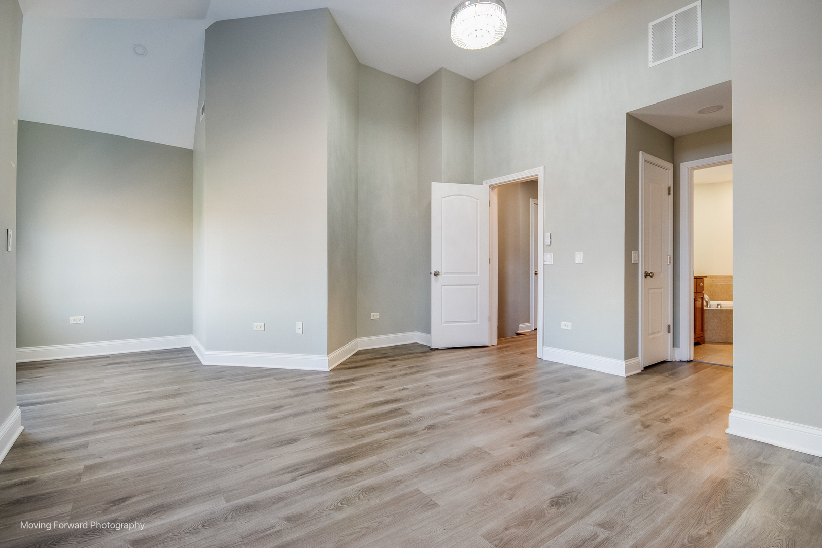 2023 Alta Vista Court Naperville IL 60563